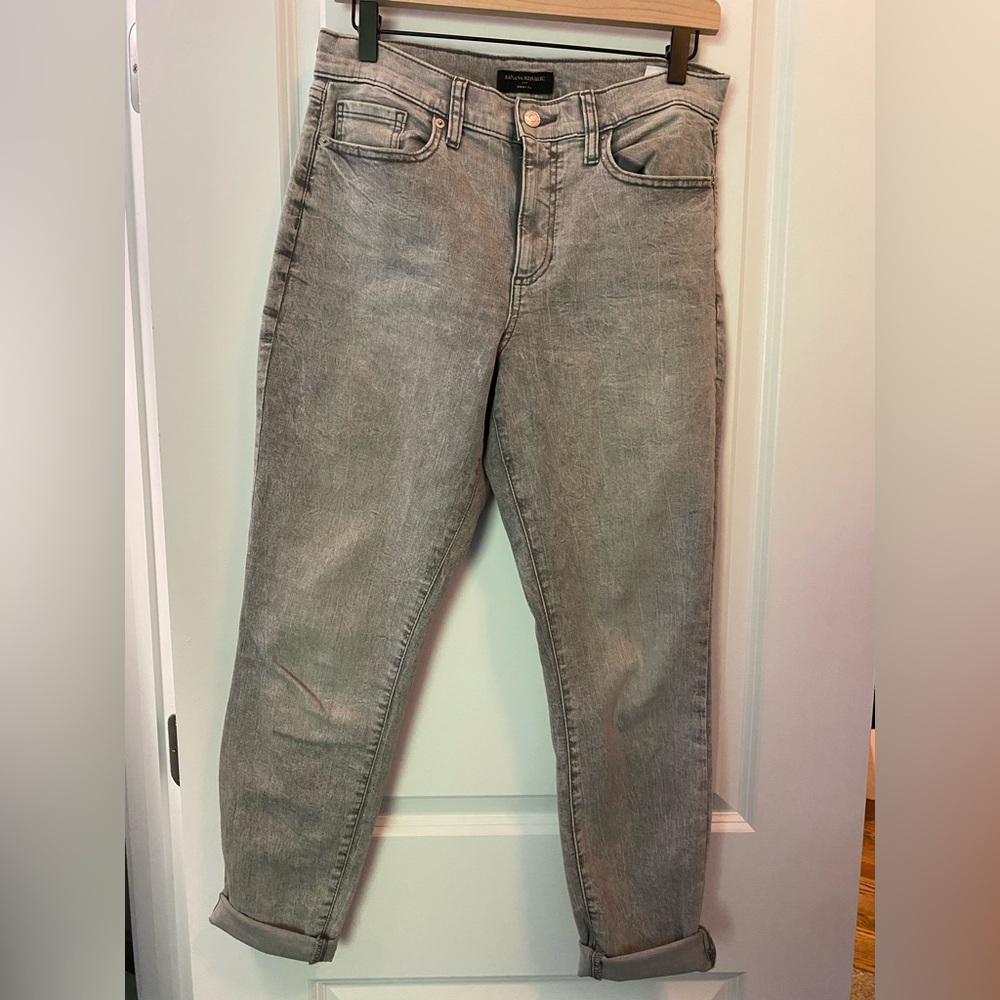 Banana Republic Women's Light Gray Skinny Jeans Cuffed Size 29 Size 8